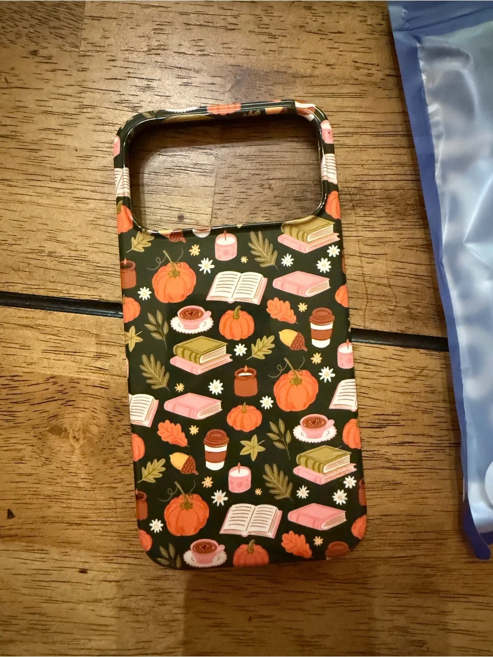 MagSafe iPhone 17 pro Max Autumn Pumpkin & Books Phone Case